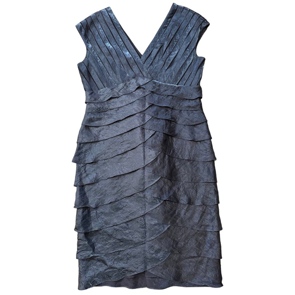 Adrianna Papell | Silver Shimmery Shutter Pleat Short Cocktail Dress | Size 14 - Picture 7 of 14